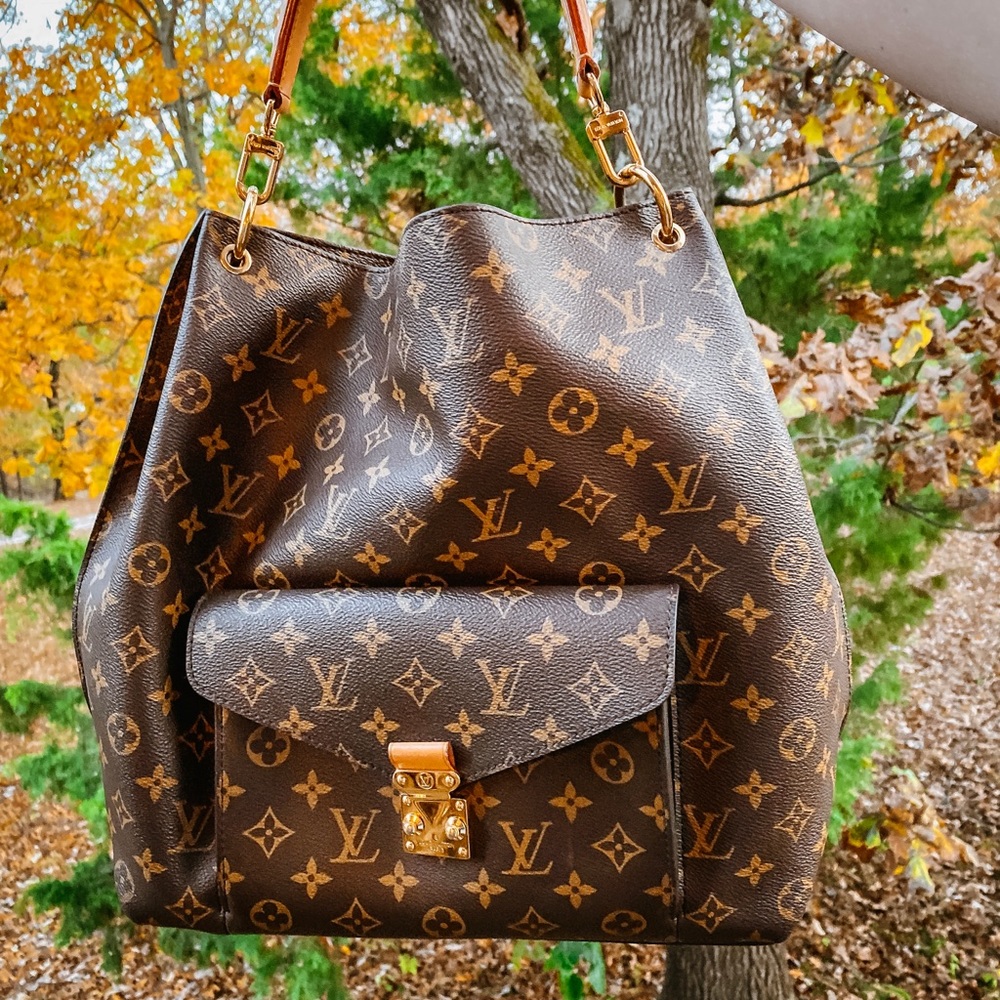 SOLD LV MONO MÉTIS HOBO ❤️❤️❤️